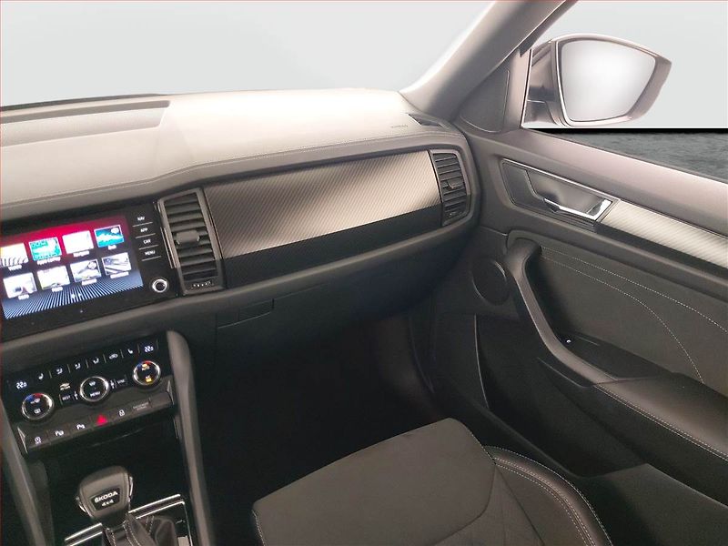 Škoda Kodiaq (2023) 2.0 TDI - fotka 8 z 24