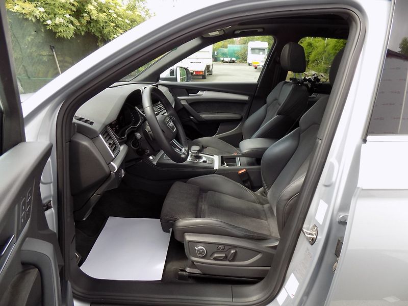 Audi Q5 (2020) 40TDI/S-Line/PANO/4x4/LED/ - fotka 17 z 45