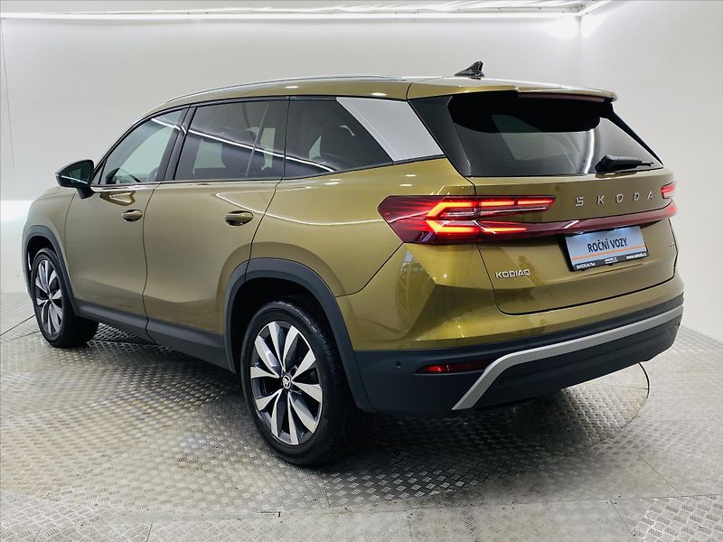 Škoda Kodiaq 2,0 TDI 142kW DSG 4x4 Exclusiv - fotka 26 z 30