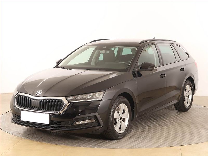 Škoda Octavia (2023) Style 2.0 TDI - fotka 2 z 19