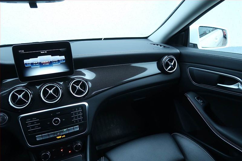 Mercedes-Benz CLA (2018) AMG Paket 200 CDI, Automat - fotka 7 z 22