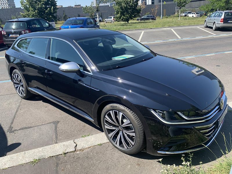 Volkswagen Arteon (2023) Elegance SB 2.0TDI DSG kůže - fotka 2 z 6