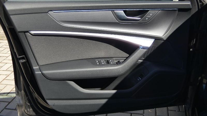 Audi A6 Avant 40 TDI Quattro S tronic - fotka 8 z 26