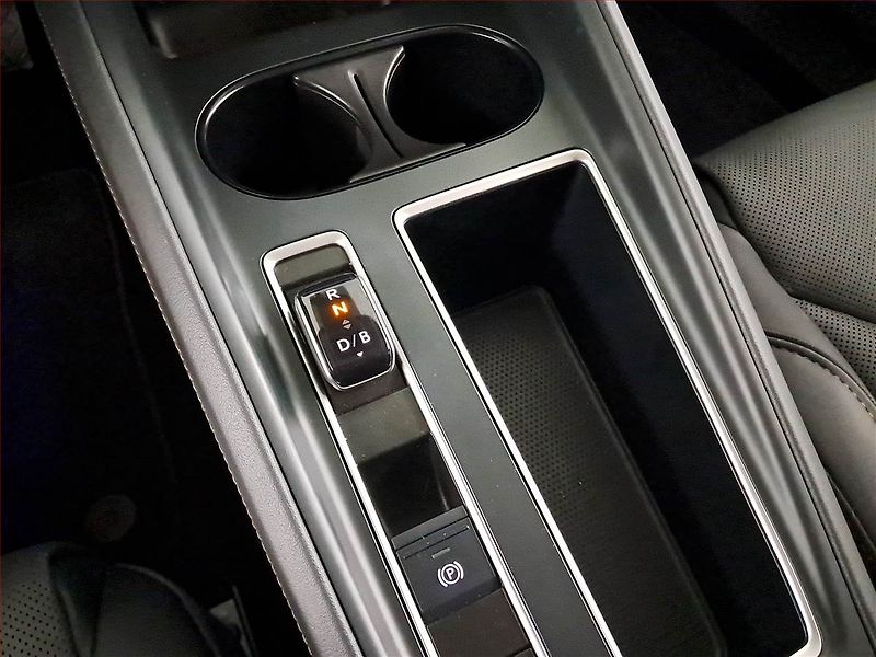 Škoda Enyaq (2025) 85x (82 kWh), SoH 100% - fotka 13 z 26