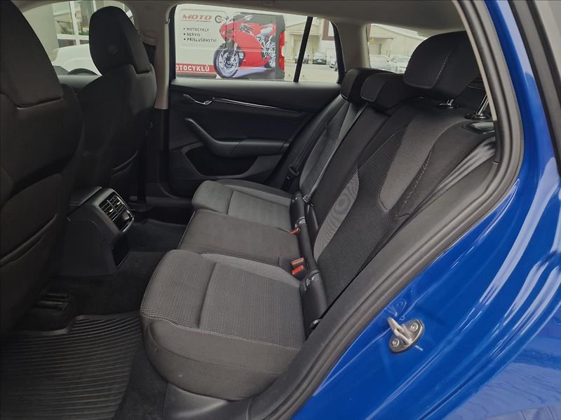 Škoda Octavia 1.5TSI G-TEC 96kW Ambition,ČR - fotka 17 z 50