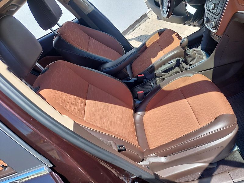 Opel Mokka (2015) 2.0TDCi 4x4 Innovation  - fotka 23 z 42