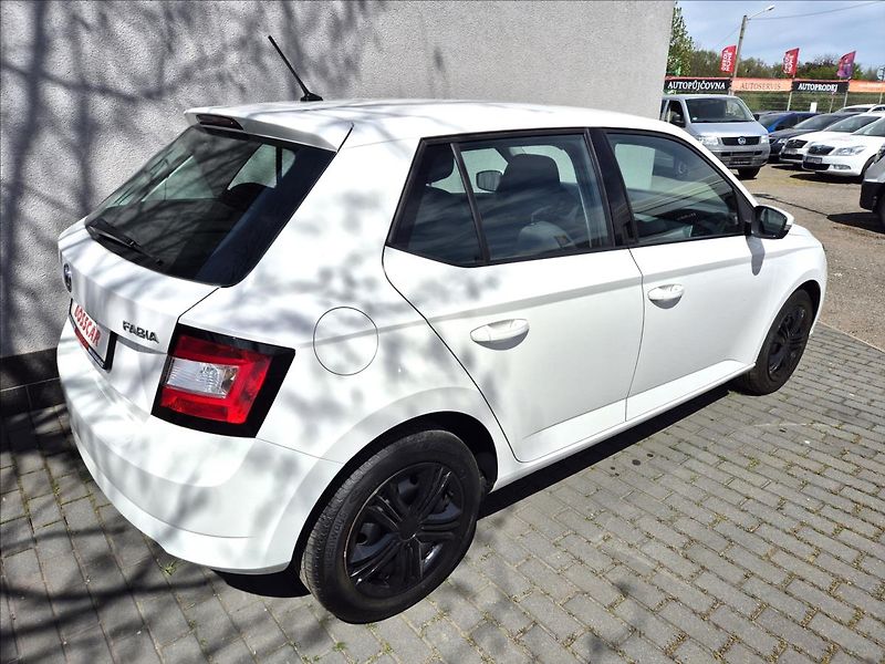 Škoda Fabia 1,0 i III 55Kw Klima,ESP - fotka 6 z 26