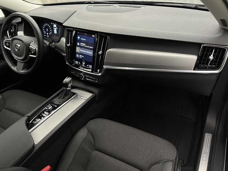 Volvo V90 CC D4 POLESTAR AWD AUT - fotka 21 z 44
