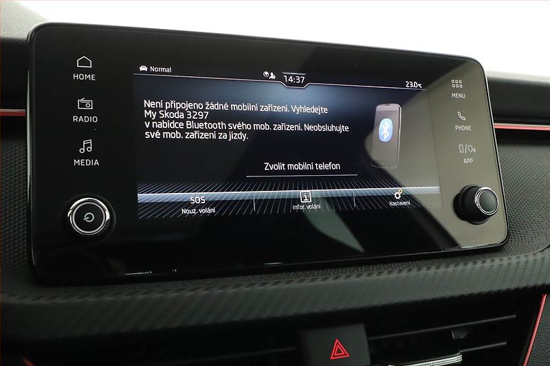Škoda Kamiq (2025) 1.5 TSI, MONTE CARLO, AUTOMAT - fotka 17 z 20