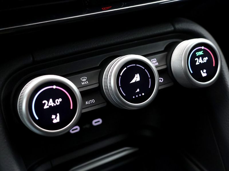 Škoda Kodiaq 2,0 TDI Exclusive Selection CZ - fotka 35 z 47