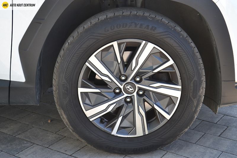 Hyundai Tucson 1.6CRDi SMART - fotka 10 z 55