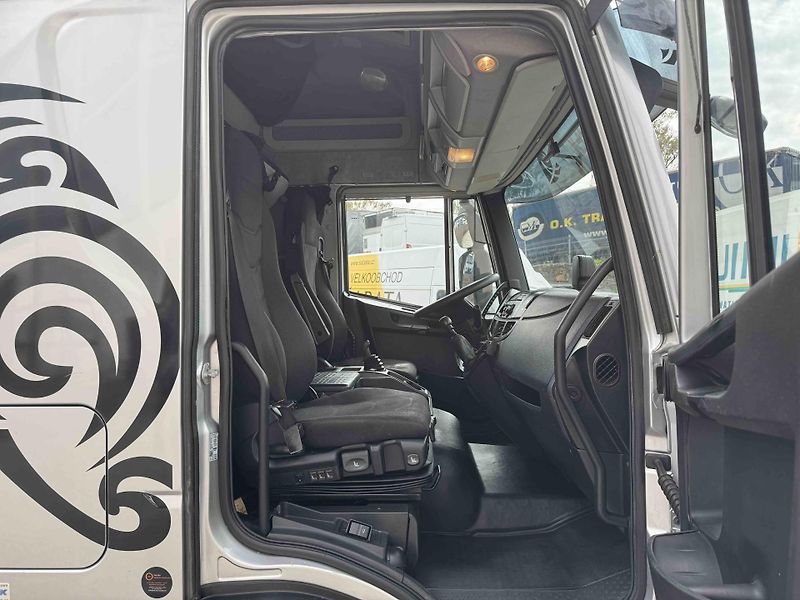 Iveco Eurocargo (2019) 120E22 EL - shrnovačka - vrata - fotka 22 z 32