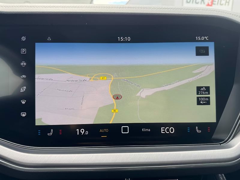 Volkswagen Touareg TDI 210kW R-Line Pano HuD DYN - fotka 22 z 28