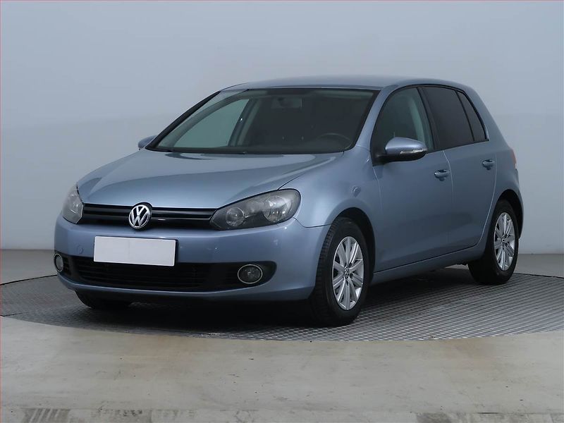 Volkswagen Golf (2010) 1.6 TDI, Serv.kniha - fotka 2 z 14