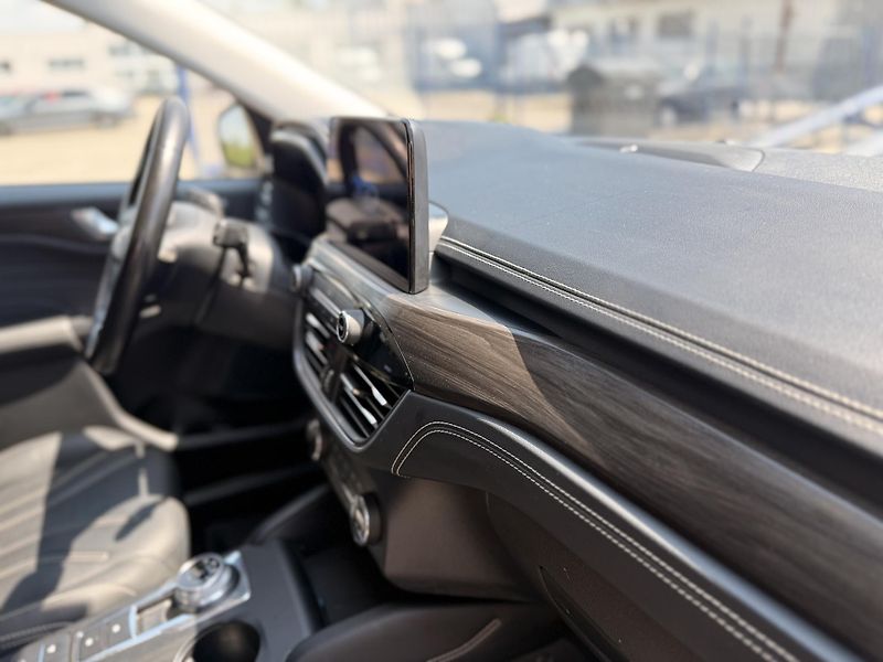 Ford Kuga (2022) 2.5 HEV,4x4,VIGNALE,CZ! - fotka 7 z 24