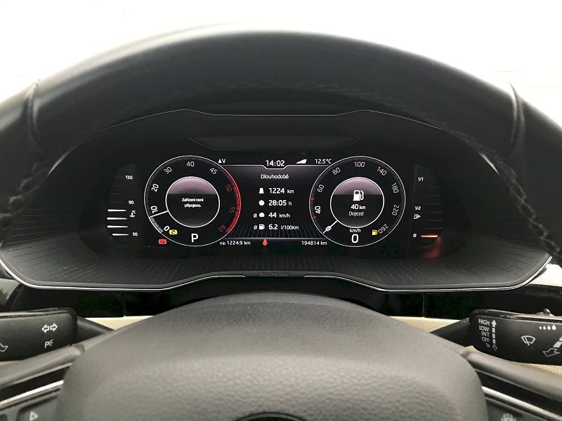 Škoda Superb (2019) Combi  L&K 4x4 2,0 TDI DSG - fotka 8 z 29