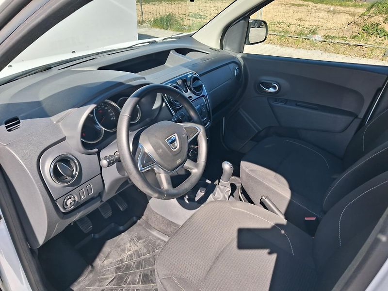Dacia Dokker 1.6 SCe 75kW - fotka 11 z 19