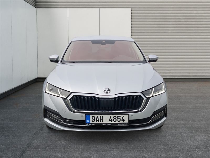 Škoda Octavia 1,5 TSI 110 Style - fotka 3 z 11