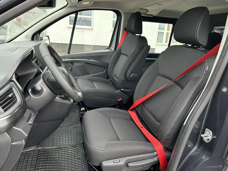 Renault Trafic (2026) CREW VAN L2H1 150k RED 5 míst - fotka 29 z 37