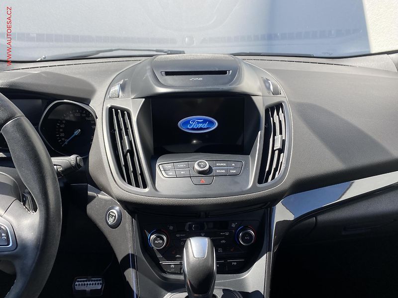 Ford Kuga (2017) 2.0TDCi 4x4, ČR, AT, bixen - fotka 12 z 17