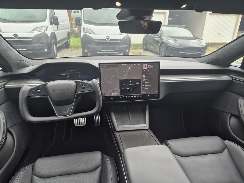 Tesla Model S PLAID PERFORMANCE - fotka 10 z 47