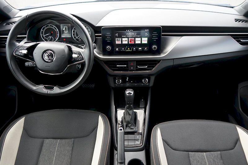 Škoda Kamiq (2021) TSI 110 kW DSG Style - tažné - fotka 8 z 33