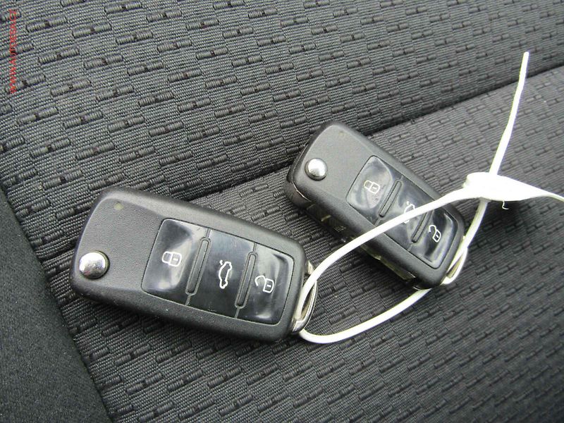 Škoda Superb (2010) 2.0TDI, ČR, Bixenon - fotka 16 z 17