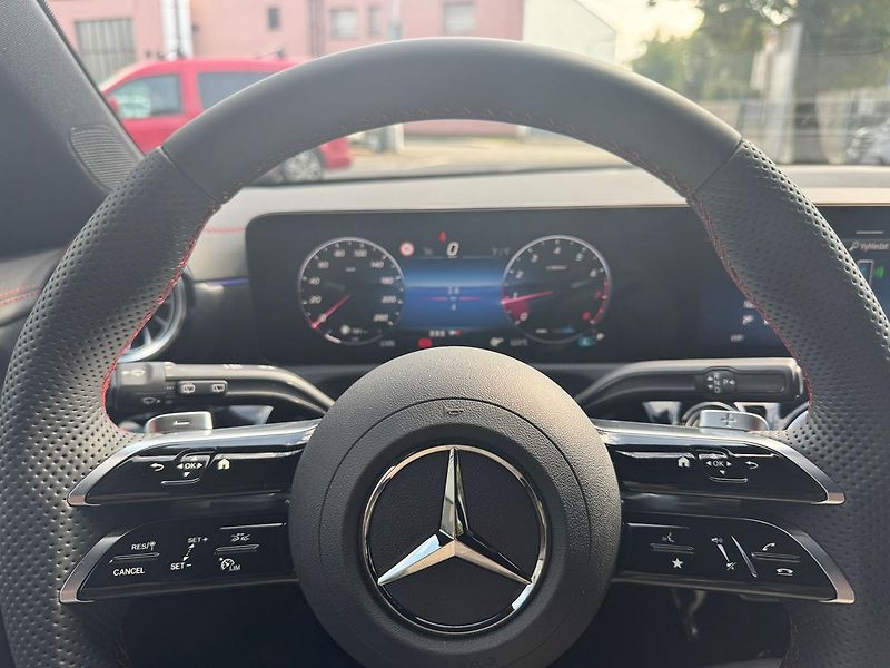 Mercedes-Benz CLA 200 Shooting Brake AKCE - fotka 13 z 23