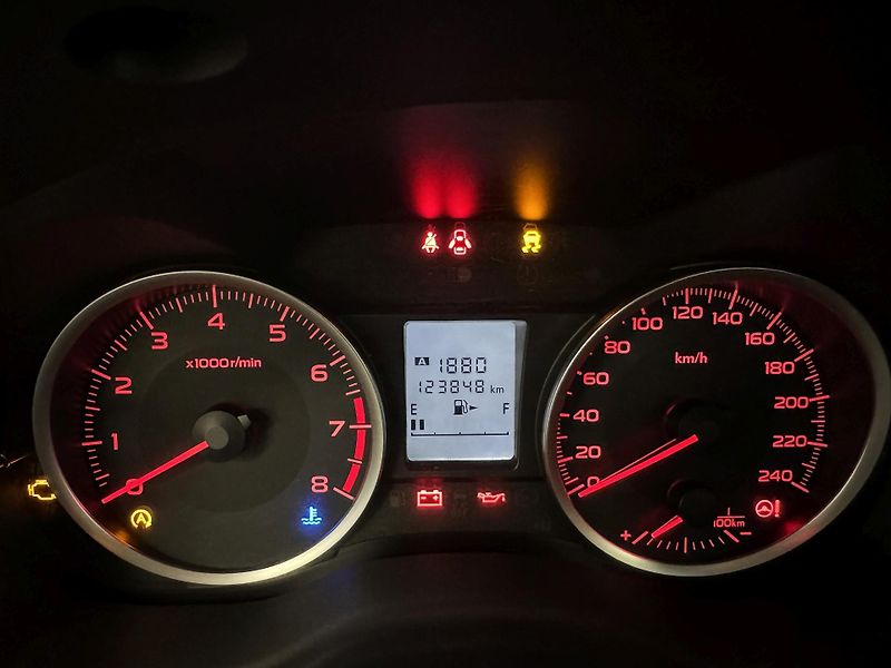 Subaru Forester 2.0i Trend, 6MT - fotka 25 z 45
