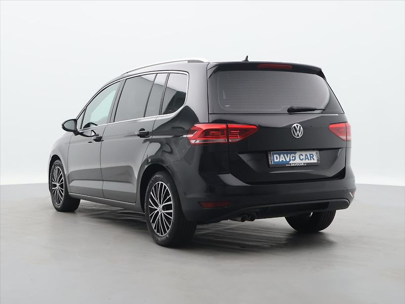 Volkswagen Touran 2,0 TDI 110kW Highline DSG DPH - fotka 4 z 33