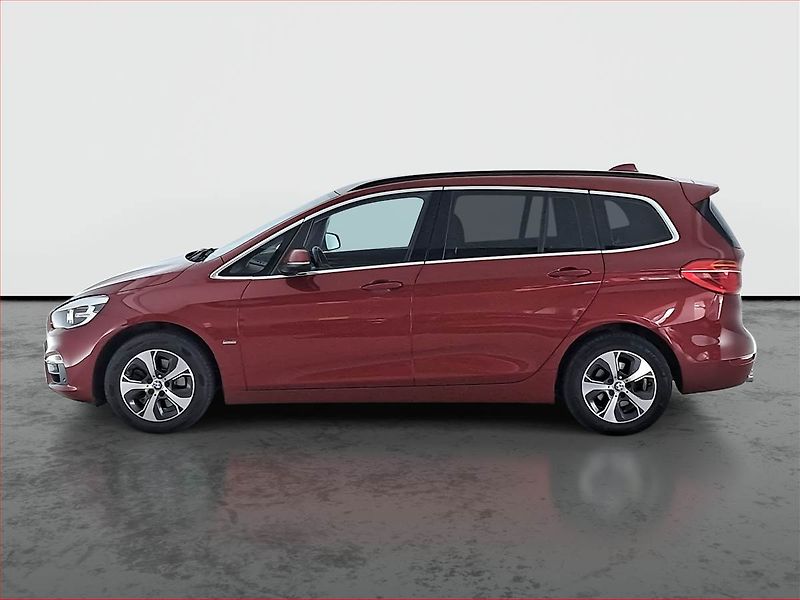 BMW Řada 2 (2016) 218d Gran Tourer, Automat - fotka 3 z 18