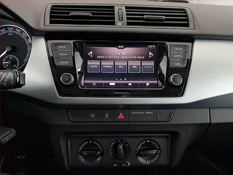 Škoda Fabia (2019) 1.0 TSI, Tempomat - fotka 12 z 16