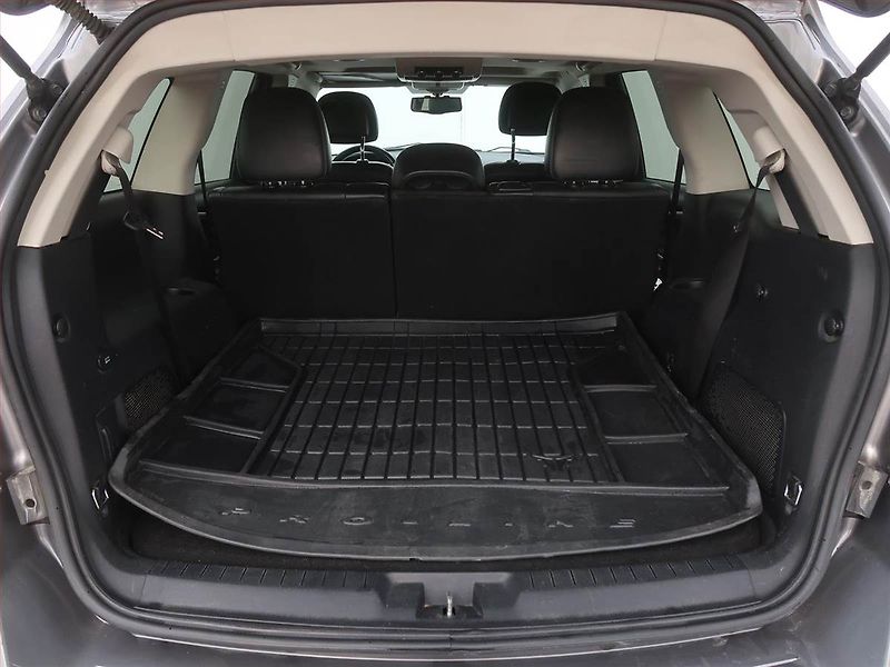 Fiat Freemont (2012) 2.0 MultiJet, 4X4, Automat - fotka 13 z 19