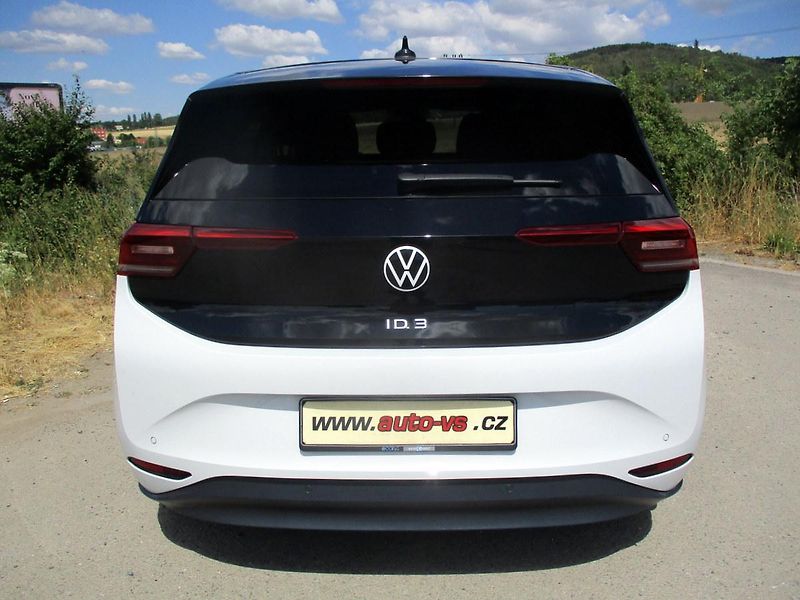 Volkswagen ID.3 PRO PERFOR 150kW (62kWh) 93TKM - fotka 8 z 52