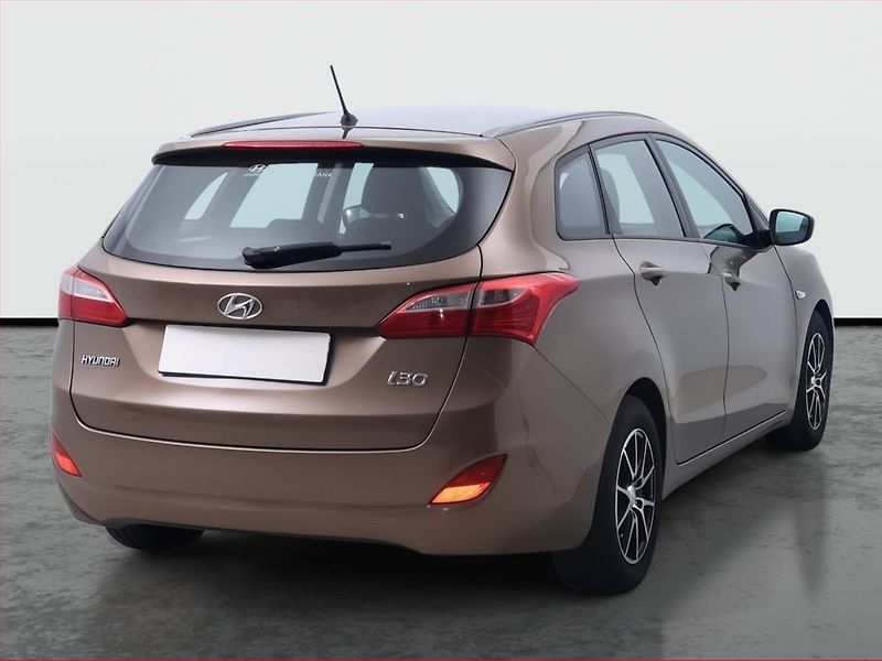 Hyundai i30 (2015) 1.6 CRDi, Serv.kniha, Tempomat - fotka 5 z 14