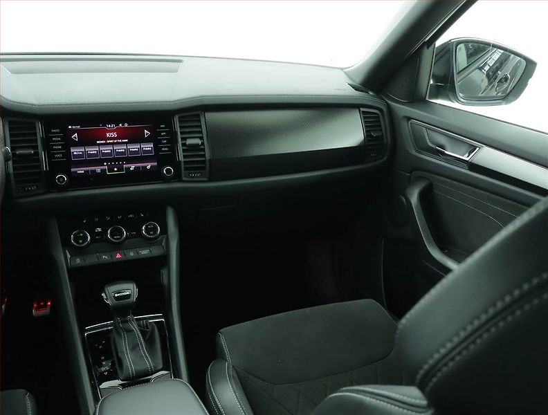 Škoda Kodiaq (2023) Sportline 1.5 TSI - fotka 8 z 18