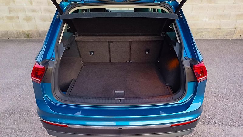 Volkswagen Tiguan TDI 110kW 4x4 HIGHLINE - fotka 14 z 50