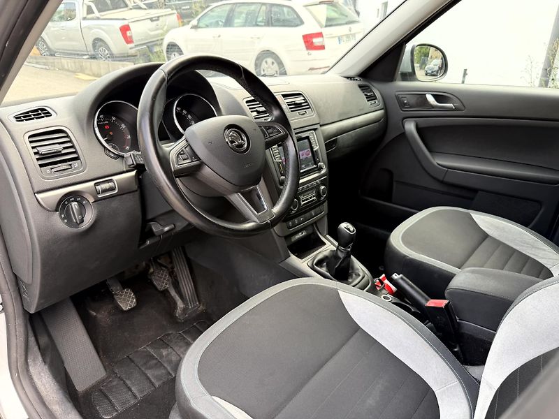 Škoda Yeti Ambition 1.4 TSI 92 kW - fotka 9 z 21