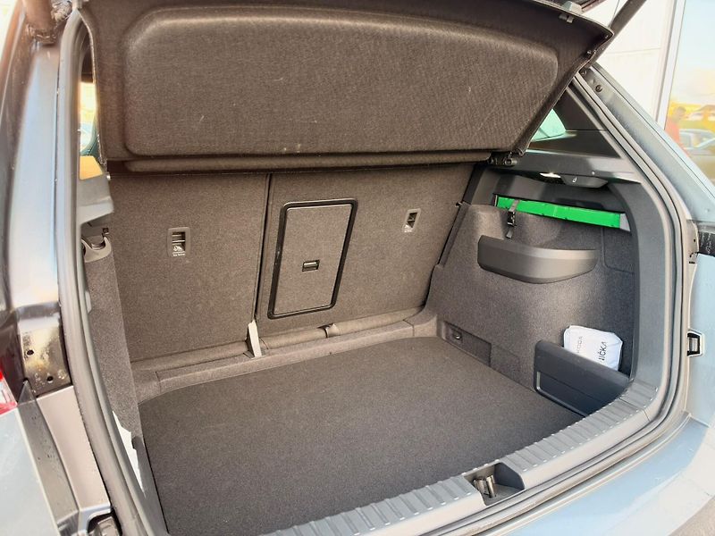 Škoda Karoq Sportline 2,0 TDI DSG - fotka 23 z 24