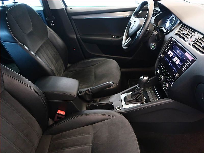 Škoda Octavia (2017) 2.0 TDI, 4X4, Automat, Kůže - fotka 9 z 20