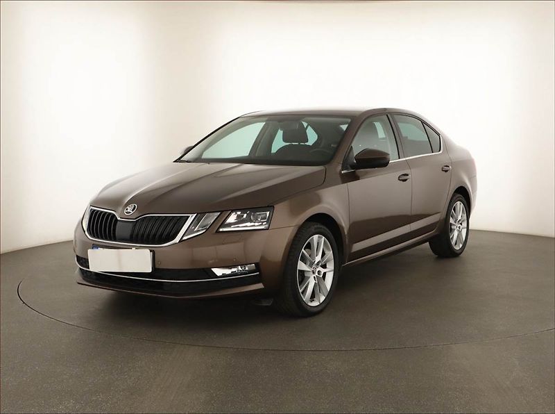 Škoda Octavia (2017) Style 1.6 TDI, Tempomat - fotka 2 z 14