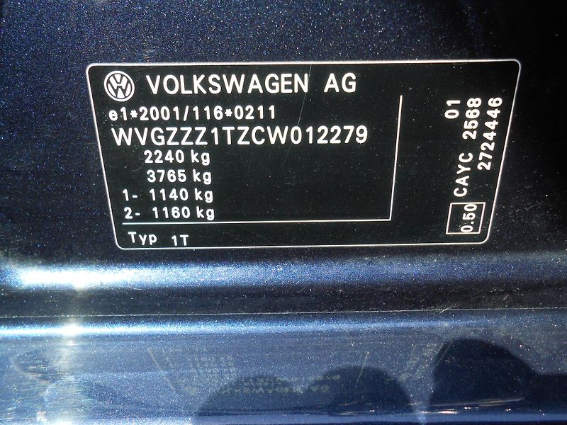 Volkswagen Touran 1.6TDi, NAVI,7Míst!!! - fotka 2 z 43