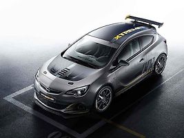 Opel Astra OPC Extreme.