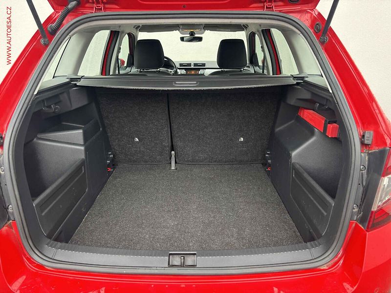 Škoda Fabia (2019) 1.0 TSI, ČR, LED, AC, temp - fotka 7 z 17