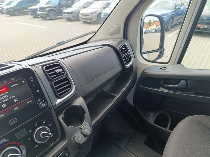 Fiat Ducato 2,2 MTJ 140k  Maxi L3H2 35 - fotka 16 z 17