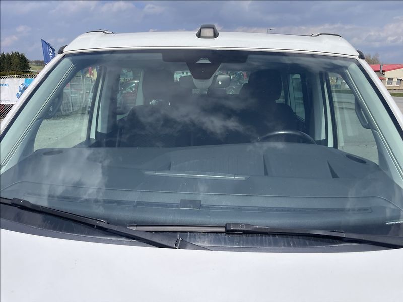 Volkswagen California 2,0 TDi 146kw 4Motion CZauto 1 - fotka 39 z 39