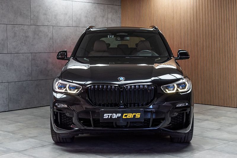 BMW X5 xDrive30d ///M*TAŽNÉ*LASER*ČR* - fotka 2 z 52
