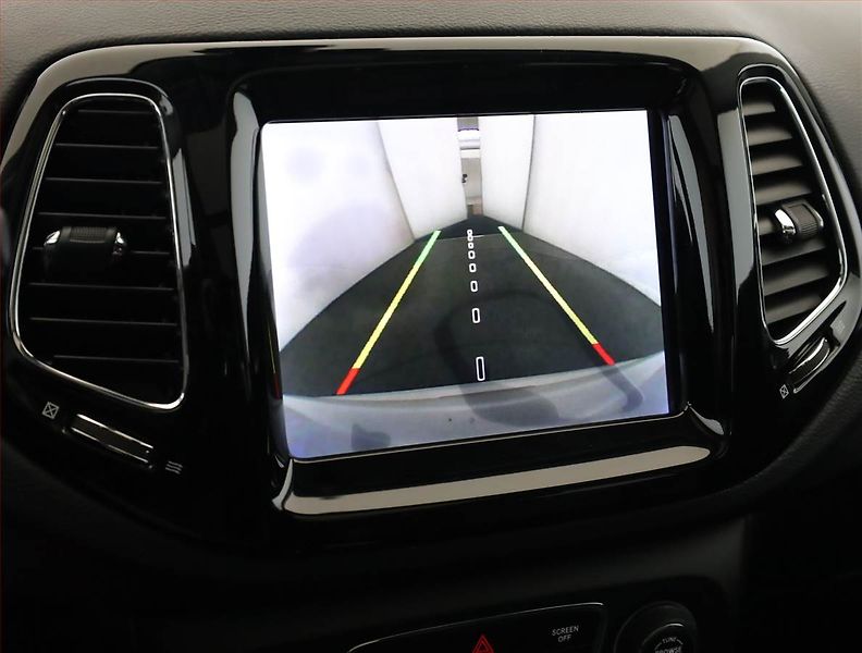 Jeep Compass (2019) 1.4 MultiAir, 4X4, Automat - fotka 15 z 21