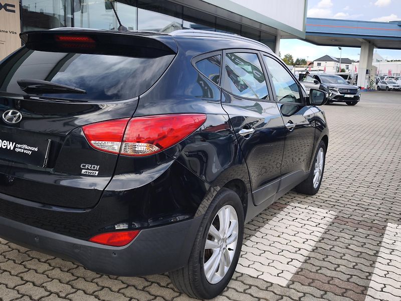 Hyundai ix35 2015 2.0 CRDi 135kW 4x4 - fotka 27 z 31
