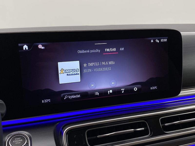 Mercedes-Benz Třídy V 300d AVANTGARDE 4MATIC AUT 7m - fotka 38 z 68